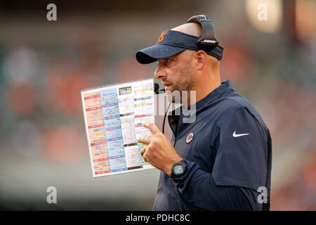 Cincinnati, USA. August 9th, 2018: Chicago Bears Haupttrainer matter Nagy fordert ein Spiel während einer nfl preseason Spiel zwischen den Chicago Bears und den Cincinnati Bengals an Paul Brown Stadium in Cincinnati, OH. Adam Lacy/CSM Stockfoto