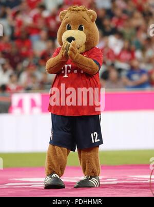 Firo Fußball, Fußball, 05.08.2018 Testspiel der Saison 2018/2019 FC Bayern München - Manchester United 1:0 Maskottchen Berni, Bayern | Verwendung weltweit Stockfoto