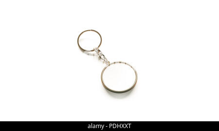 Leere golden White Key chain Mock up Seitenansicht, 3D-Rendering. Klar gold circular Schlüsselbund design Mockup isoliert. Leere ebene Keyring souvenir Inhaber Vorlage. Stahl Schmuck label Stockfoto