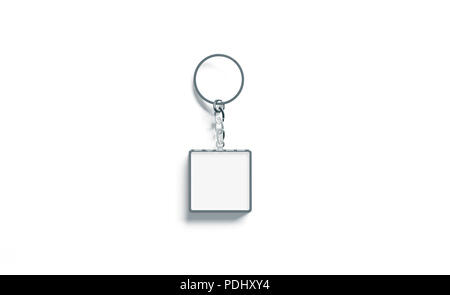 Blank aus Metall Square White Key Chain mockup Draufsicht, 3D-Rendering. Klar silber Schlüsselanhänger design Mock up isoliert. Leere ebene Keyring souvenir Inhaber Vorlage. Stahl Schmuck label Stockfoto