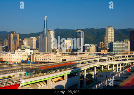 Kobe Japan Skyline ab Hafen Asien Stockfoto