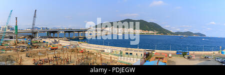 Gimhae, Südkorea - August 9, 2018: Namhangdaegyo, Namhang Brücke Szene in Busan city Stockfoto