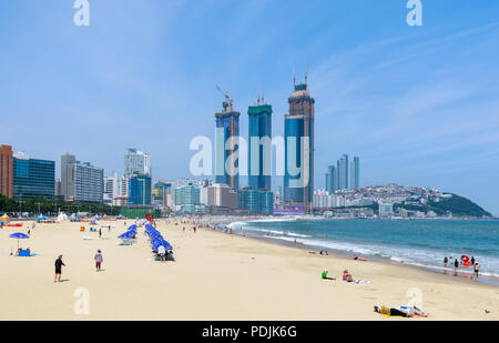 Busan, Südkorea - 12 Jul, 2018: Haeundae Beach Landschaft in der Sommersaison Stockfoto