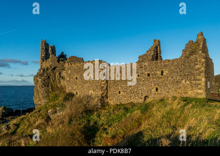 Dunure Castle, Aberdeenshire, Schottland, Großbritannien, 5. November 2017. Dunure Castle an der Küste von Ayrshire. Stockfoto