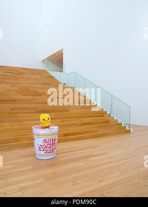 Der große Eingang des Cupnoodles Museum in Yokohama, Japan. Stockfoto