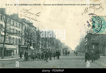 127 FA 115 - BOULOGNE-SUR-SEINE - Avenue de la Reine vers Paris, Vue prise de la Mairie Stockfoto