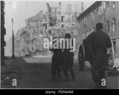 Stroop Bericht 2/4 Record Group 038 United States Ratschlag für die Verfolgung von Achse Kriminalität; United States Exponate, 1933-46 HMS Asset ID: HF 1-88454435 Wiederentdeckung Nummer: 06315 347 Stroop Bericht - im Warschauer Ghetto - NARA 27 a Stockfoto