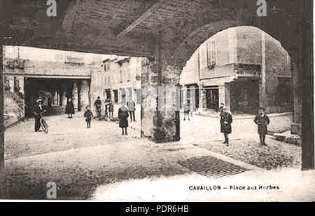 97 Cavaillon Place aux Herbes Stockfoto