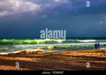 Hurrikan vor der Ostküste von Deerfield Beach, Florida Stockfoto