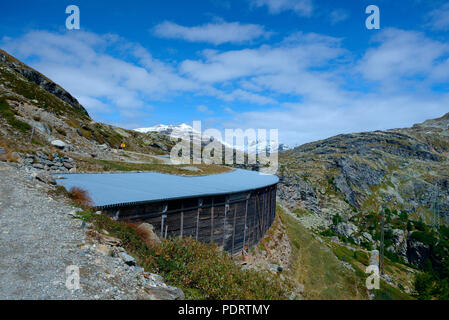 Galerie der Rhaetischen Bahn in Alp Gruem, Engadin, Oberengadin, Kanton Graubünden, Schweiz, Europa, Alp Grüm Stockfoto