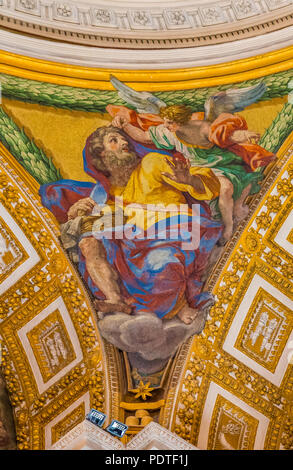 Vatikan Vatikan - Oktober 12, 2016: reich verzierten Innenraum der Basilika St. Peter im Vatikan Stockfoto