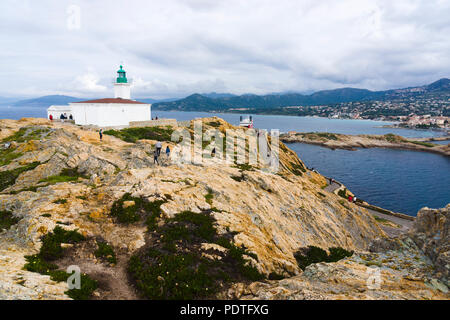 Leuchtturm in Île de la Pietra (Insel Pietra), L'Île-Rousse, Korsika, Frankreich Stockfoto