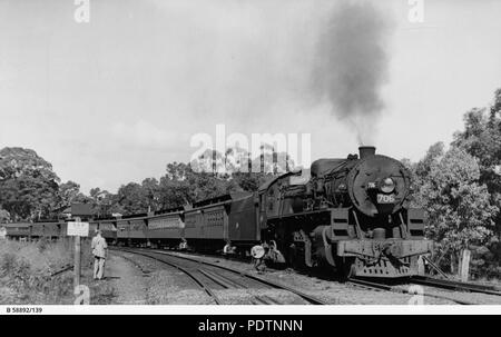 195 South australische Eisenbahnen 706, Blackwood, South Australia, 1952 Stockfoto