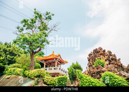 Guandu Tempel, traditionellen Chinesischen Pavillon in Taipei, Taiwan Stockfoto