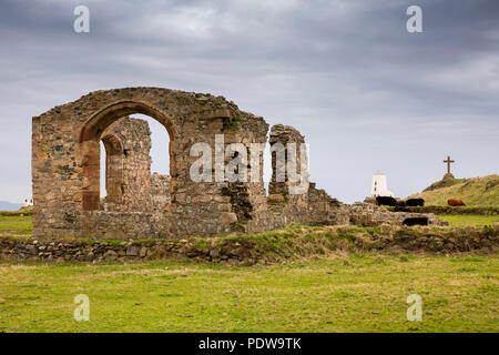 Grossbritannien, Wales, Amlwch, Anglesey, llanddwyn Island, Ruinen von St Dwynwen, die Kirche und die alte Mühle - wie Leuchtturm Stockfoto