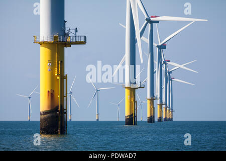 Walney 1 Offshore Windpark vor der Küste von Barrow-in-Furness in der Irischen See Stockfoto