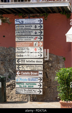 PORTOFINO, ITALIEN - 19. MAI 2018: Wegweiser im Dorf Stockfoto