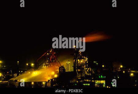 Port Talbot Stahlwerke, Nachts, West Glamorgan, Wales, UK, GB. Stockfoto