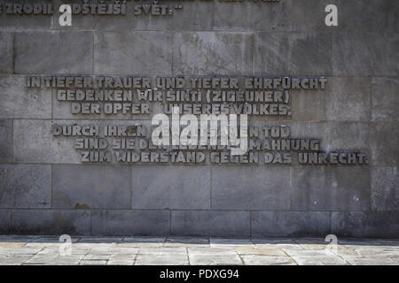 August 10, 2018 - Belsen, Niedersachsen, Deutschland - die Gedenkstätte Bergen-Belsen erinnert an die rund 20.000 Toten Der kriegsgefangenenlager auf dem Gelände und den ca. 52.000 Toten des KZ Bergen-Belsen Credit: Jannis Grosse/ZUMA Draht/Alamy leben Nachrichten Stockfoto