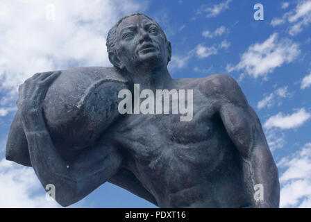 Statue von stevedore laden Kaffee für Export, Puntarenas, Costa Rica. Foto Stockfoto