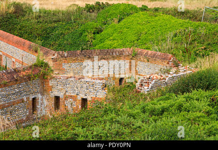 Wände von Littlehampton napoleonischen Fort, das erste Palmerston Fort, West Littlehampton, einem kleinen Ferienort an der Südküste in West Sussex Stockfoto