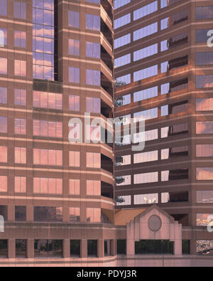 Architektonische Zusammenfassung von modernes Gebäude Stockfoto