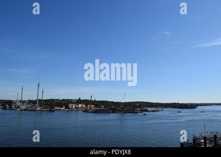 Blick aus der Ferne von Grona Lund, Schweden Stockfoto