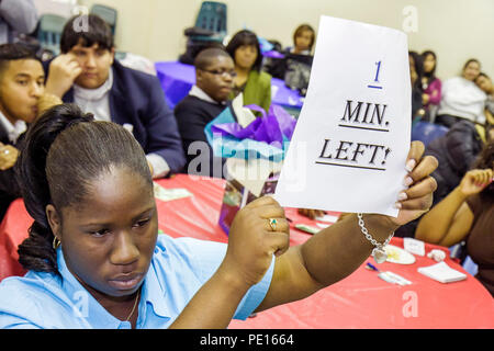 Miami Florida, Liberty City, William Turner Technical Arts High School, Jahresgeschäft, Plan Wettbewerb, Präsentation, Studenten Bildung Schüler yo Stockfoto