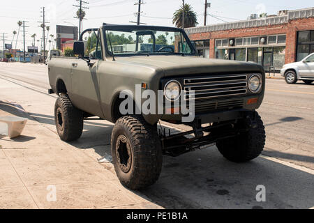 Ein Blick auf Vintage suv Lkw Autos in der Straße in Venice, Kalifornien Stockfoto