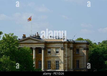 Die Ansicht um Wellington Arch, Hyde Park Corner und Apsley House, Westminster, London, Vereinigtes Königreich Stockfoto