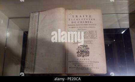 Antoine Lavoisier "Traité Élémentaire de Chimie 1789 Einstellung. Stockfoto