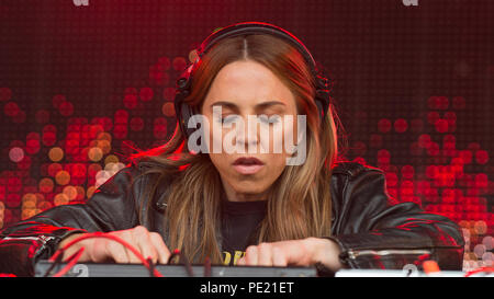 Linlithgow, Schottland, Großbritannien. 11 August, 2018. Mel C live-dJ bei Party im Palace, Credit: Stuart Westwood/Alamy Leben Nachrichten festlegen Stockfoto