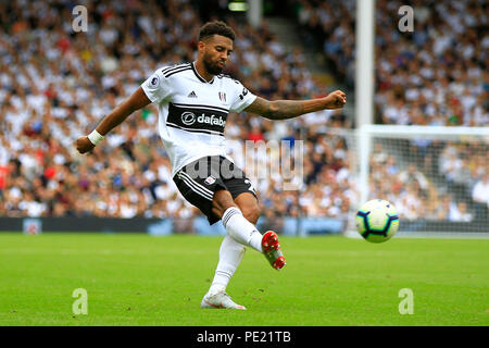 London, UK, 11. Aug 2018. Cyrus Christie von Fulham in Aktion. Premier League match, Fulham v Crystal Palace im Craven Cottage in London am Samstag, den 11. August 2018. Dieses Bild dürfen nur für redaktionelle Zwecke verwendet werden. Nur die redaktionelle Nutzung, eine Lizenz für die gewerbliche Nutzung erforderlich. Keine Verwendung in Wetten, Spiele oder einer einzelnen Verein/Liga/player Publikationen. pic von Steffan Bowen/Andrew Orchard sport Fotografie/Alamy leben Nachrichten Stockfoto