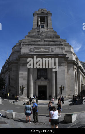 London, Großbritannien. 11. August 2018. Afrika Fashion Week London (AFWL) an Freimaurer' Hall am 11. August 2018, London, UK. Bild Capital/Alamy leben Nachrichten Stockfoto