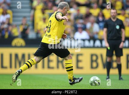 Dortmund, Deutschland. 11 Aug, 2018. firo: 11.08.2018 Fußball, Saison 2017/2018 1.Bundesliga: Borussia Dortmund, Öffner, Single Action, Stephane Chapuisat, | Nutzung der weltweiten Kredit: dpa/Alamy leben Nachrichten Stockfoto