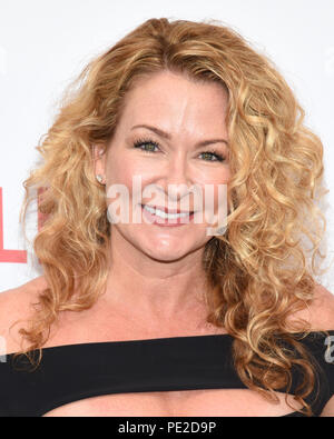 Hollywood, CA, USA. 9 Aug, 2018. 09. August 2018 - Hollywood, Kalifornien - SARAH COLONNA. Netflix "Unersättlichen" Jahreszeit eine Premiere am Arclight Hollywood. Photo Credit: Billy Bennight/AdMedia Credit: Billy Bennight/AdMedia/ZUMA Draht/Alamy leben Nachrichten Stockfoto