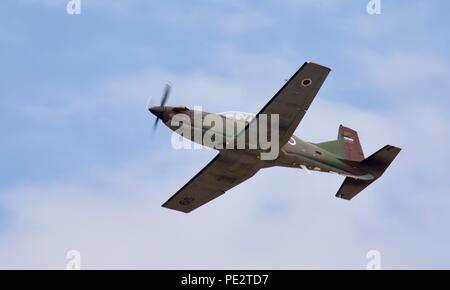 Slowenische Luftwaffe - Pilatus PC-9 M (hudournik) Swift im Jahr 2018 Royal International Air Tattoo Stockfoto