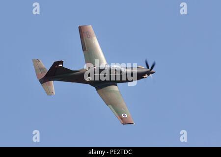 Slowenische Luftwaffe - Pilatus PC-9 M (hudournik) Swift im Jahr 2018 Royal International Air Tattoo Stockfoto