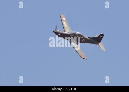 Slowenische Luftwaffe - Pilatus PC-9 M (hudournik) Swift im Jahr 2018 Royal International Air Tattoo Stockfoto