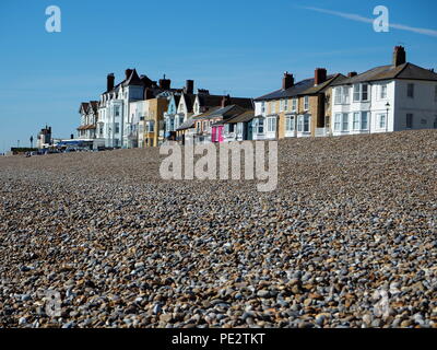 Der Kiesstrand in Aldeburgh, Suffolk Stockfoto