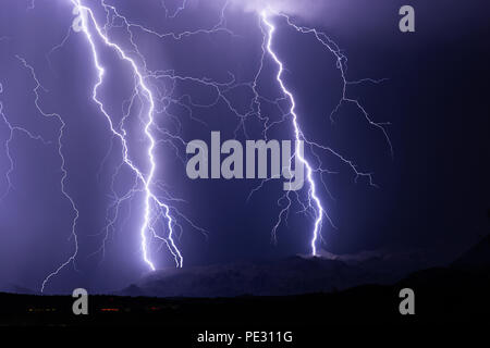 Blitzschlag in einem Sturm Stockfoto