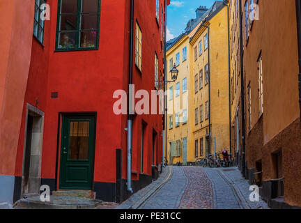 Die mittelalterlichen Gassen, gepflasterten Straßen und archaischen Architektur im Herzen der Altstadt Gamla Stan in Stockholm, Schweden Stockfoto