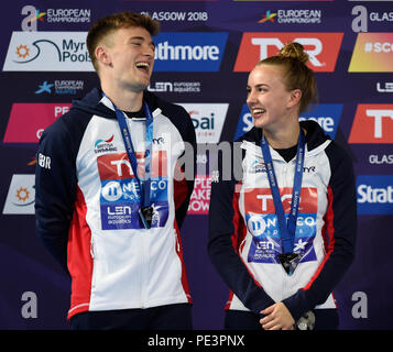 Großbritanniens Matthew Lee und Lois Toulson Gewinner der Silbermedaille in der synchronisierten 10-m-Tauchen bei Tag zehn Der 2018 Europameisterschaften im Royal Commonwealth Pool, Edinburgh. PRESS ASSOCIATION Foto. Bild Datum: Samstag, August 11, 2018. Siehe PA Geschichte tauchen Europäischen. Foto: Ian Rutherford/PA-Kabel. Beschränkungen: Nur die redaktionelle Nutzung, keine kommerzielle Nutzung ohne vorherige schriftliche Genehmigung Stockfoto