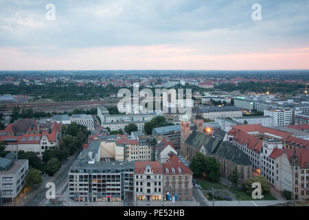 Magdeburg, Deutschland - Juni 9, 2018: Blick vom Turm der Magdeburger Dom zu Magdeburg, Deutschland. Stockfoto