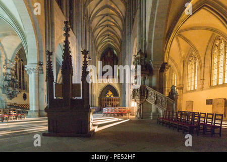 Magdeburg, Deutschland - Juni 9, 2018: Nacht Blick in den Dom von Magdeburg, Deutschland. Stockfoto