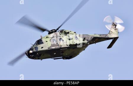 Finnische Armee - NHIndustries NH90 TTH militärische Hubschrauber von Utti Jaeger Regiment Anzeigen an der Royal International Air Tattoo 2018 Stockfoto