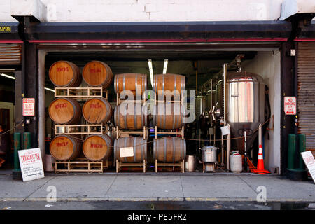 [Schaufenster] Sender Brauen, 53-02 11 St, Long Island City, NY Stockfoto