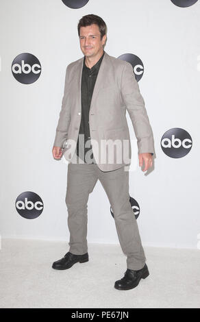 August 7, 2018 - Beverly Hills, CA, Vereinigte Staaten - 07 August 2018 - Beverly Hills, Kalifornien - Nathan Fillion. Disney ABC-Hosts TCA Summer Press Tour findet im Beverly Hilton Hotel. Photo Credit: Faye Sadou/AdMedia (Credit Bild: © Faye Sadou/AdMedia über ZUMA Draht) Stockfoto