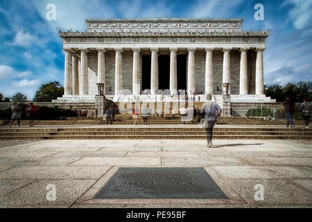 Touristische an einem Montag Morgen Besuch des Lincoln Memorial in Washington, DC. Stockfoto