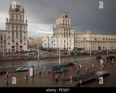 MINSK, Weißrussland - August 5, 2018: Bahnhof in einer regnerischen Tag Stockfoto